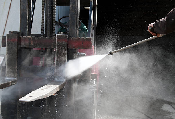 Best Roof Cleaning and Mildew Removal in North Prairie, WI